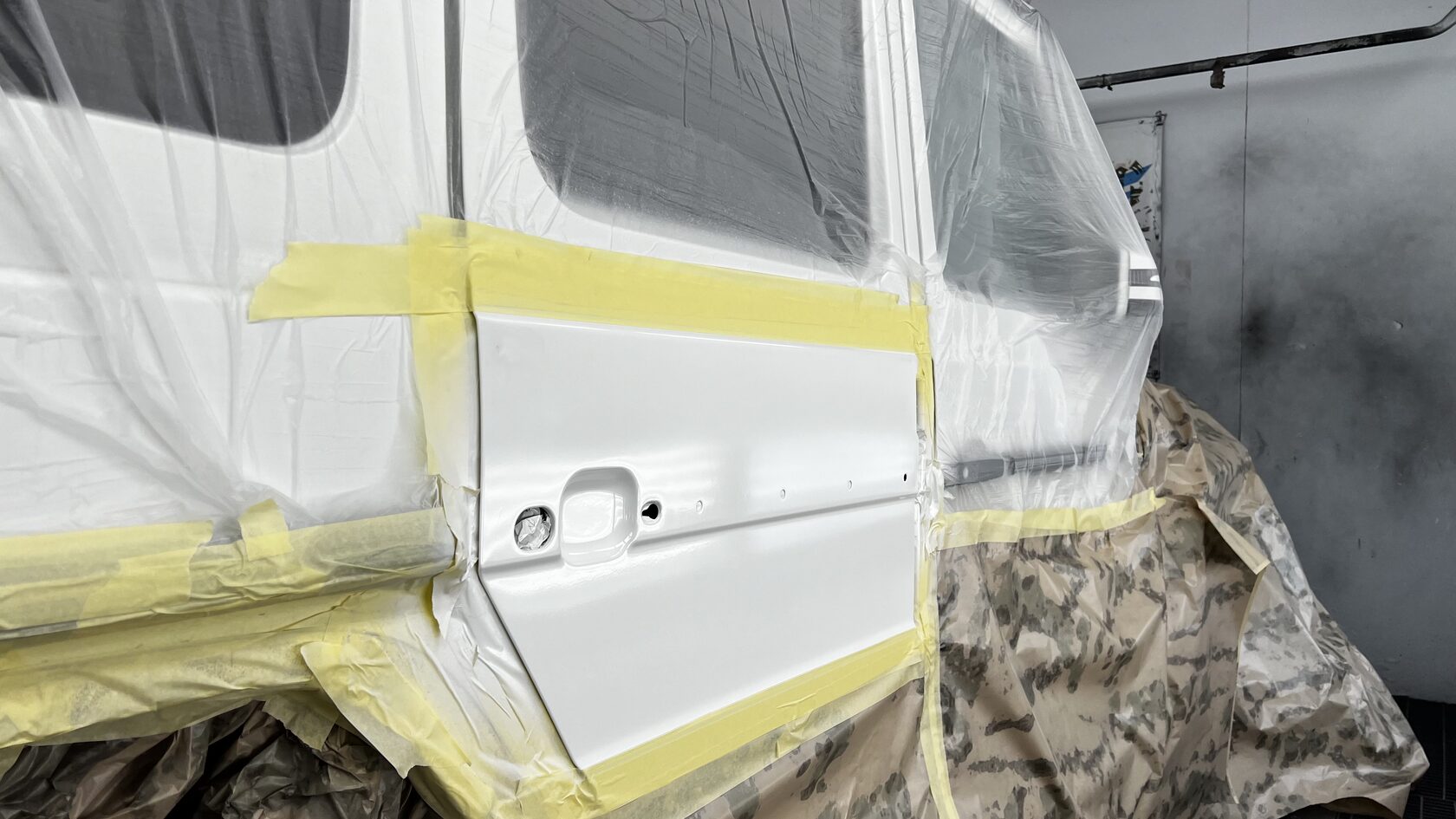 После — результат — jebtra5ue1-lokalnaya-pokraska-mercedes-benz-g-class